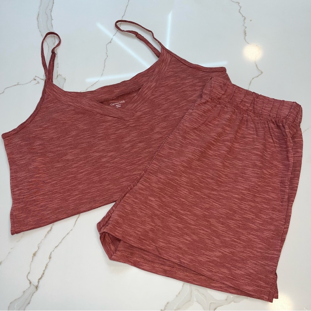NEW Never Worn Garnet Hill Pajama Set